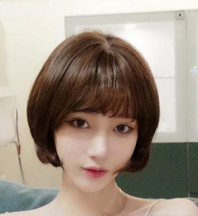 空气刘海怎么让头发蓬松,怎么把八字刘海打理蓬松