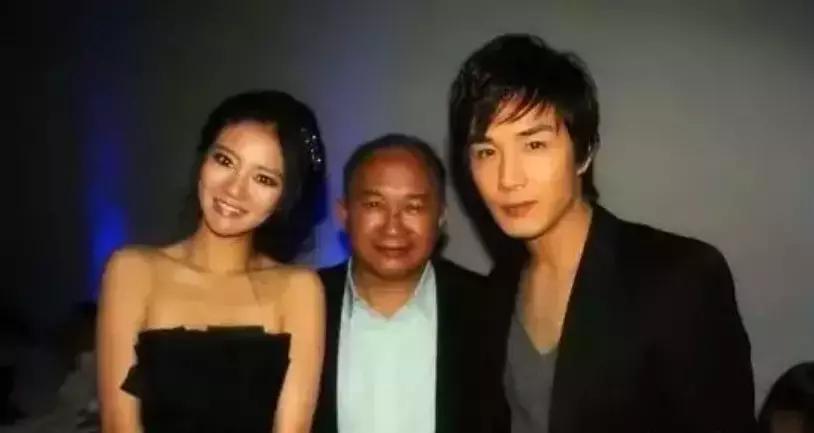 挖闺蜜墙角,挖闺蜜墙角下集