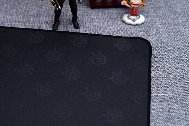 钢厂又出幺蛾子，鼠标垫也能显示游戏血量，这是什么操作