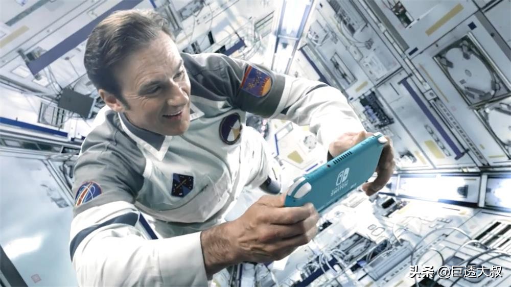 游戏首班车：娱乐精神的“小小灵魂”，唯有掌机最让玩家爱不释手