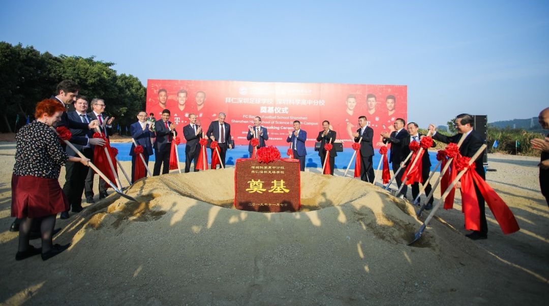 全国首个新型足球学校,深圳足球学校哪一所好