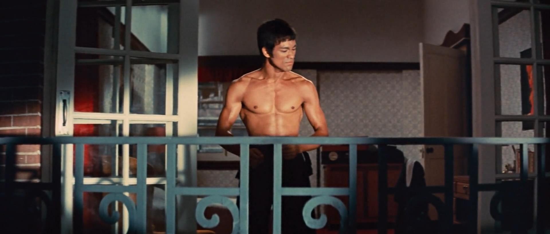 李小龙猛龙过江打斗分析,猛龙过江李小龙武术思想解析