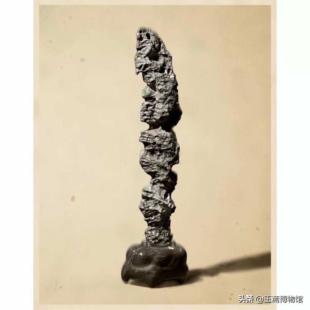 英石扭纹观赏石精品欣赏,观赏石真正的灵璧石精品