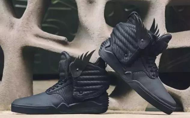 特步发财系列,特步去年卖得最好的鞋