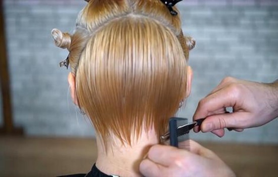 木北造型：刘海老是中分怎么回事木北造型帮您解决