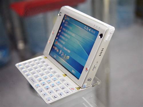 70年代机械硬盘,20年前笔记本上的机械硬盘