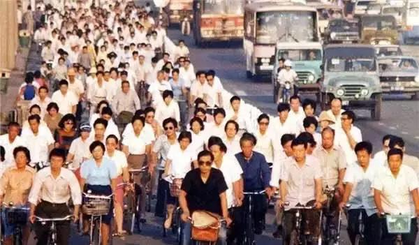 凤凰牌自行车1980年多少钱,五十年代凤凰自行车价格