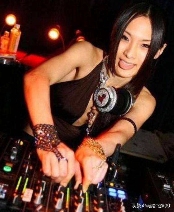 日本的夜生活有多么的丰富多彩,日本东京十大夜生活