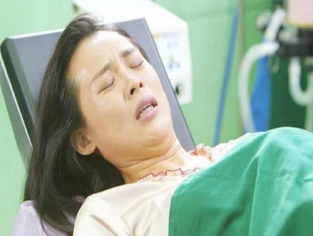 顺产后医生给掏出血怎么回事,顺产后被切掉子宫