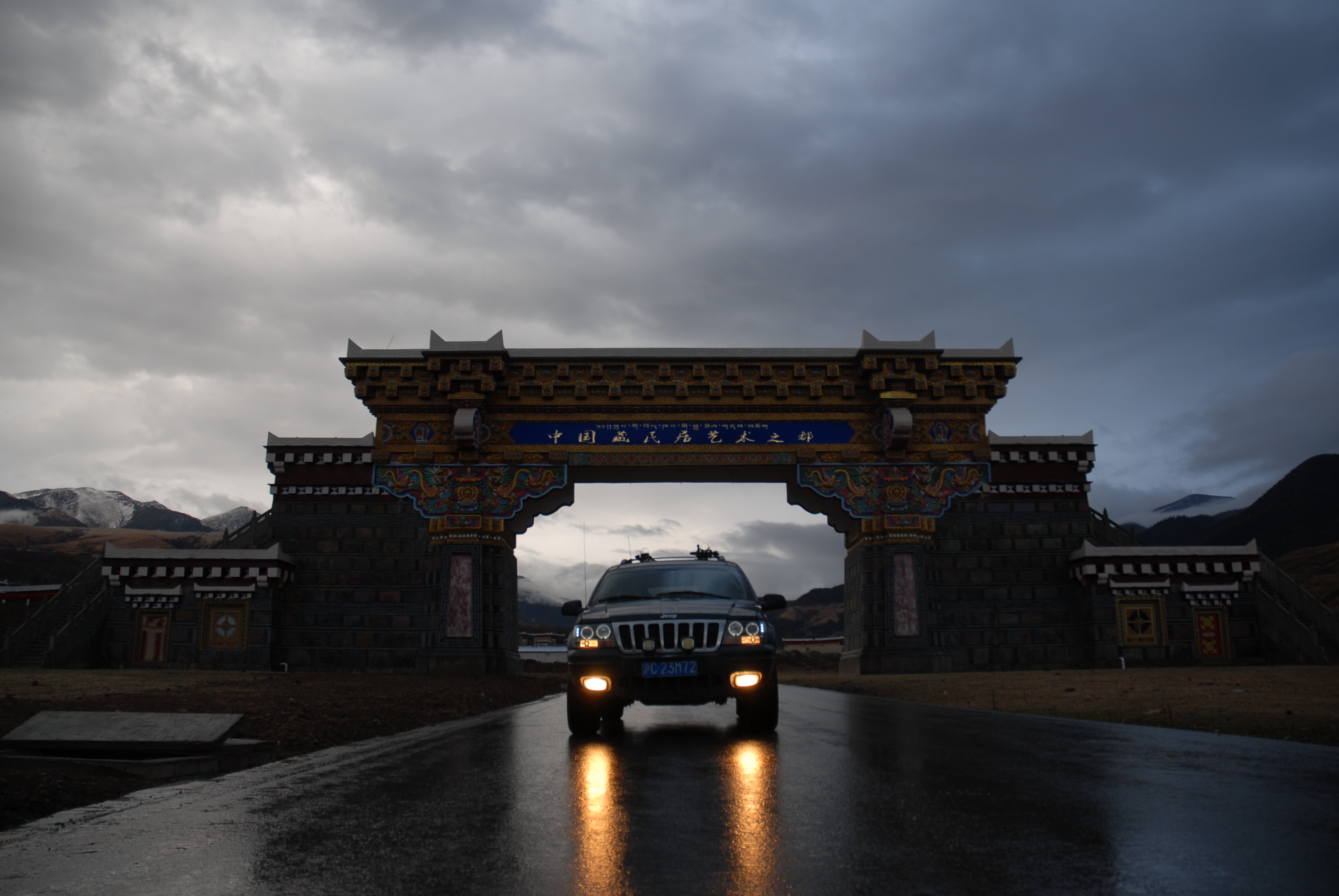 在国内生不逢时的第二代大切诺基WJ，还记得他么？他陪我走遍天涯