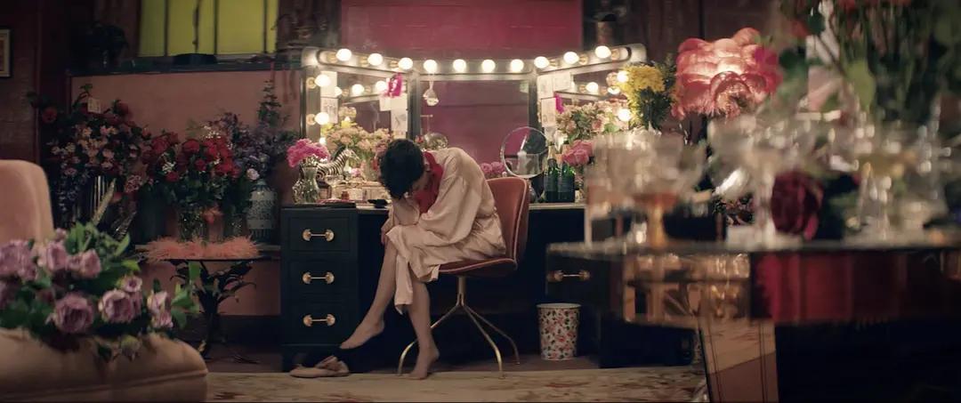 《朱迪》（Judy）：绚烂无比的舞台背后，是你生命难于承受之殇