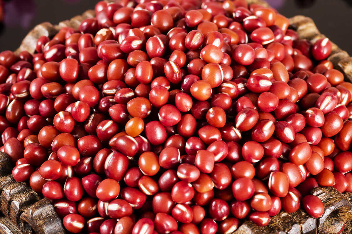 春天喝赤小豆薏米粥祛湿效果好吗,赤小豆和薏米可以当饭吃吗