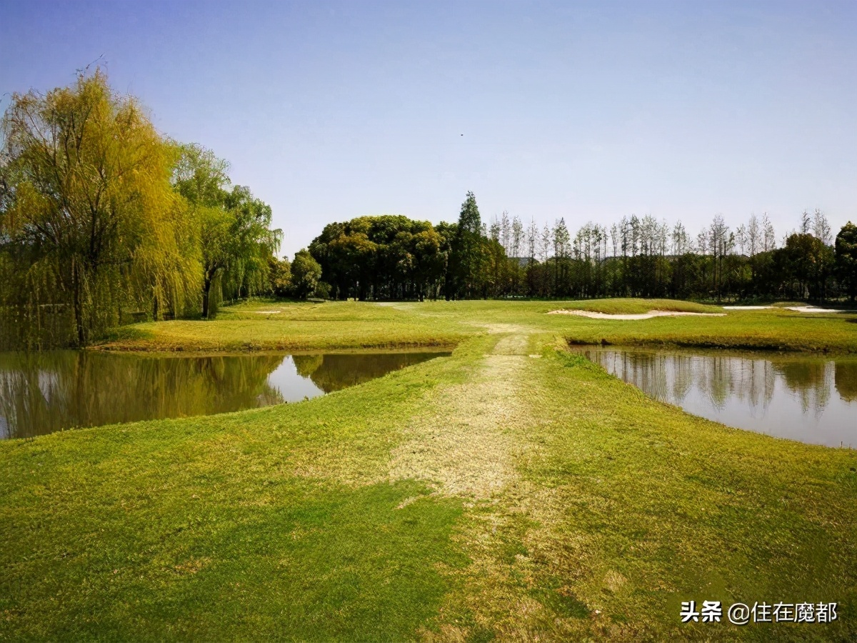 长宁区地铁口100米精装修loft,上海地铁口100万loft公寓