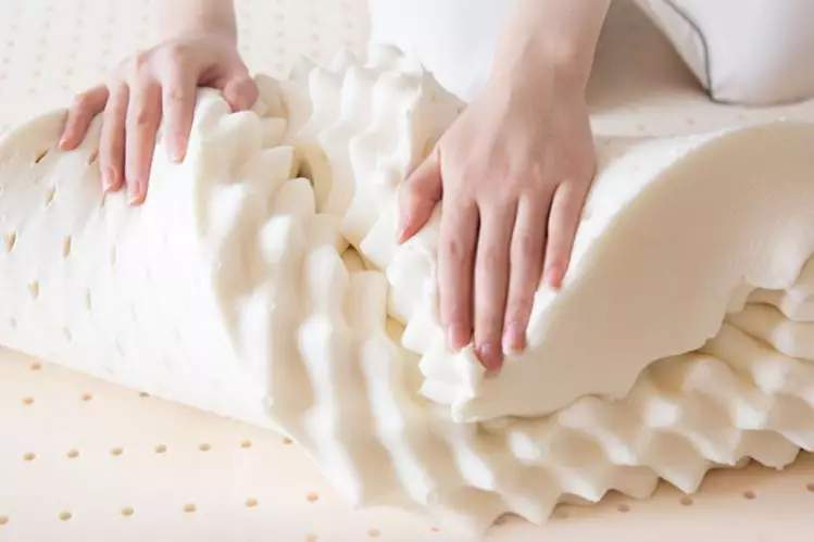 低于50元的乳胶枕什么套路,乳胶枕价格多少才可能是真的