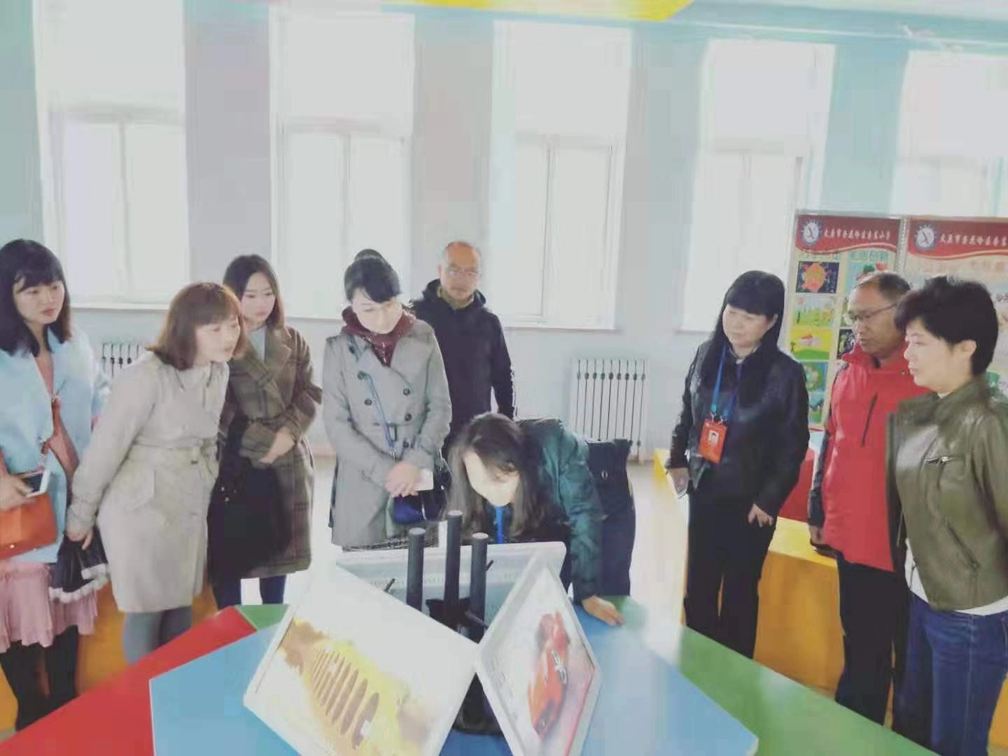 小学思政教育进课堂,小学思政教育情况