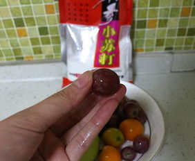 把牙膏涂在脚底会发生什么,牙膏抹在脚底有什么作用