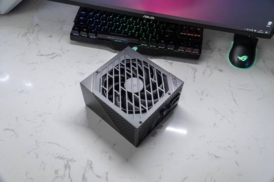rogstrix雷鹰850g测评,rogstrix雷鹰550w