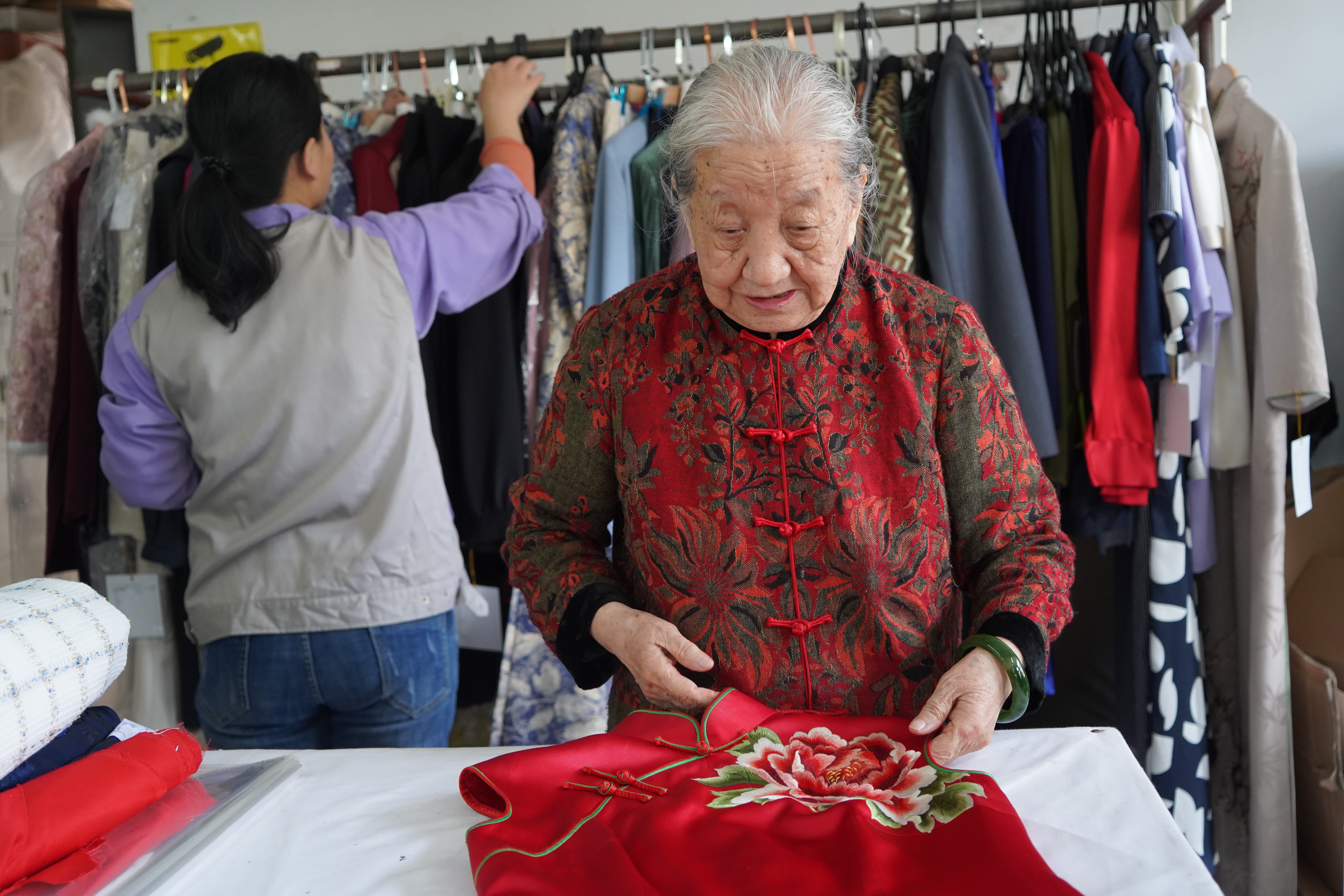 85岁奶奶旗袍,旗袍奶奶80岁