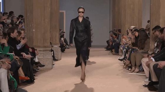 四大国模现状让人唏嘘，只剩雎晓雯后来者居上，时装周连走三场秀