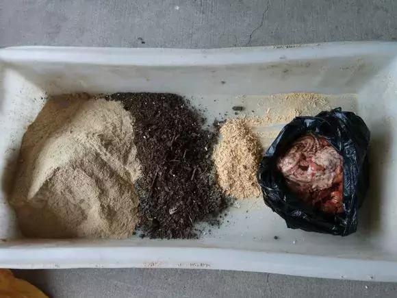 自制花肥太臭怎么办,怎样去除自制花肥的臭味