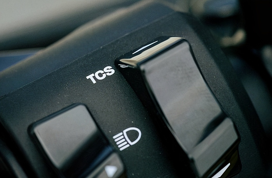 雅马哈xsr9002022款,雅马哈xsr900