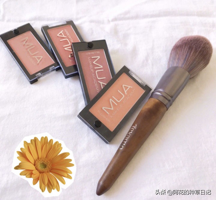 100元以下的彩妆，怎么买都不吃土