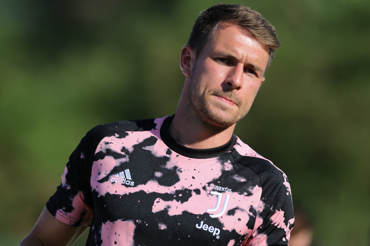 cr7鑸彮鐮撮棬,cr7鑸彮杞扮偢宸撮粠