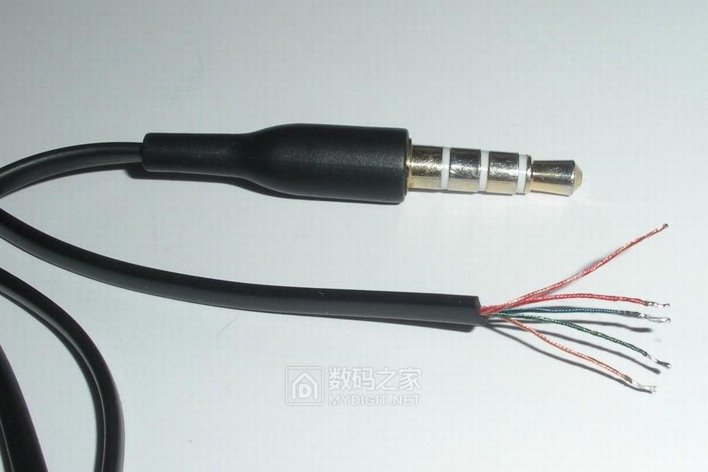 拆修三星音乐魔法石MP3*放播**器YP-S2，附数据充电线制作方法