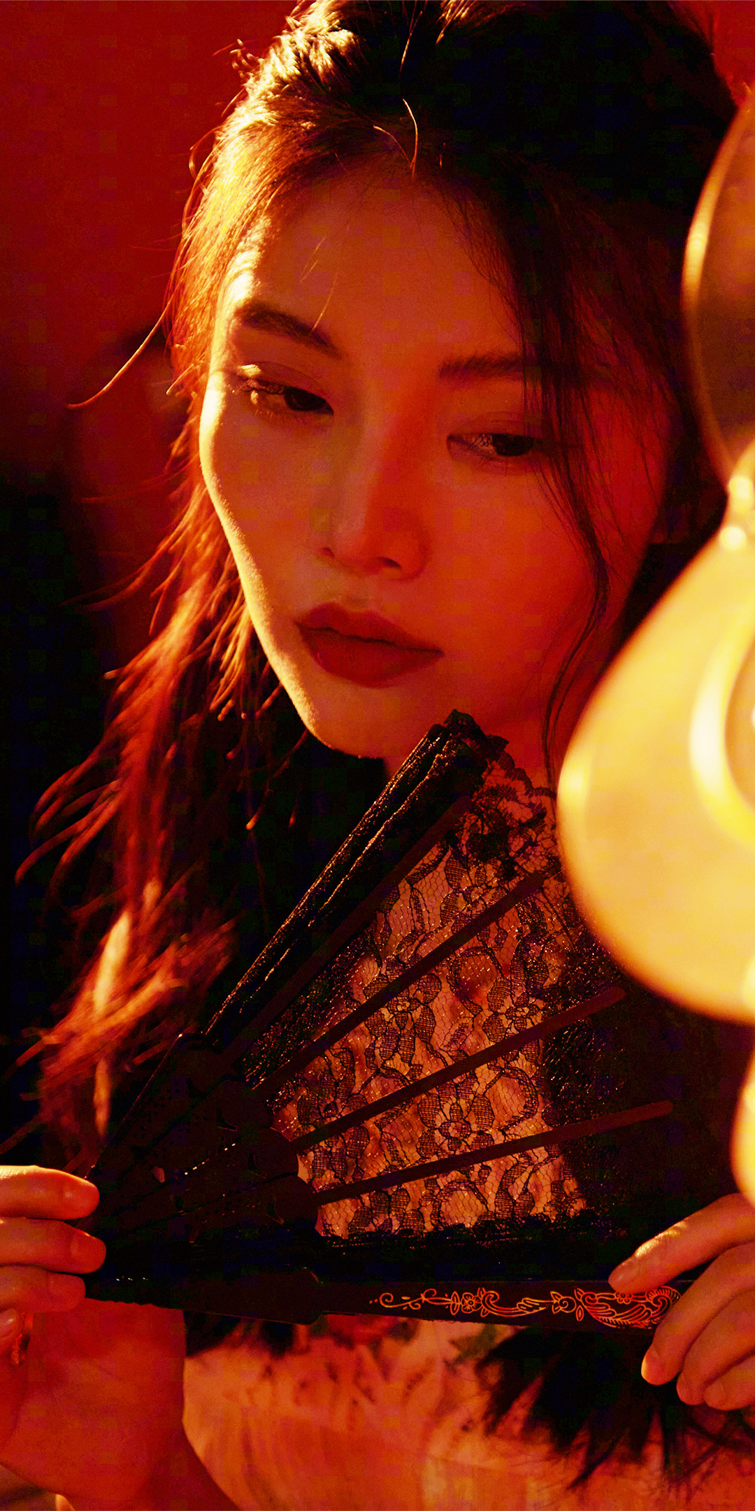 徐冬冬穿印花吊带裙全部照片,徐冬冬港风电影剧照