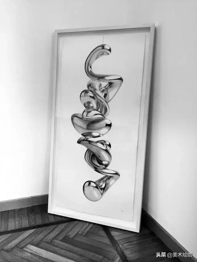 用1支针管笔点画了200小时，结果很惊人