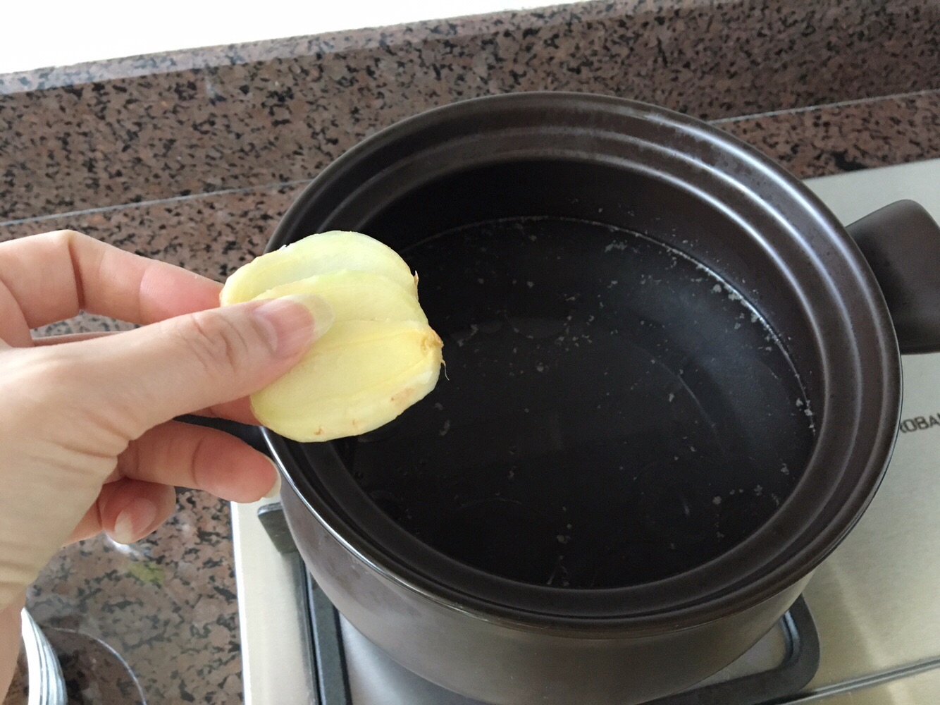 海参怎么做汤好吃又有营养,海参怎样做汤最营养