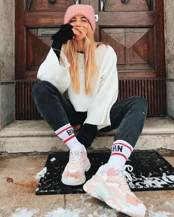 人生处处是陷阱,人生处处是陷阱只有躲起来最安全