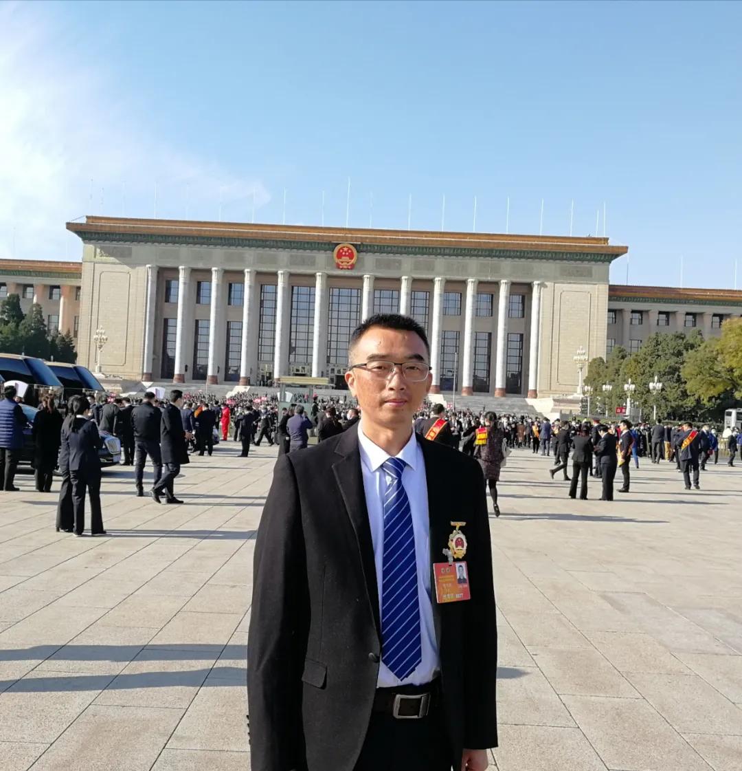 泰州劳模及五一奖章待遇,张劲松泰州劳模