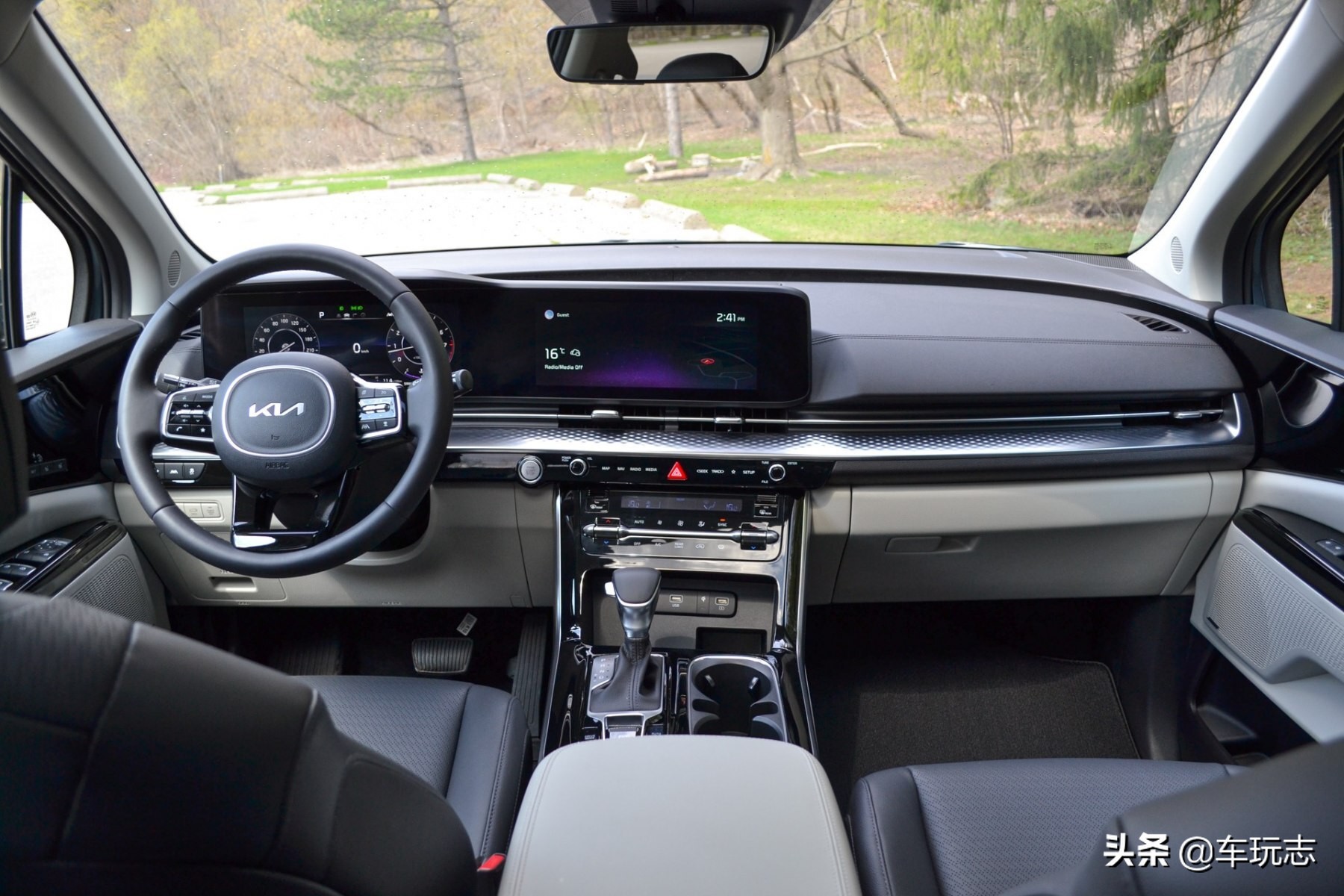 2023款起亚嘉华亮相,起亚嘉华国产mpv2020款高顶