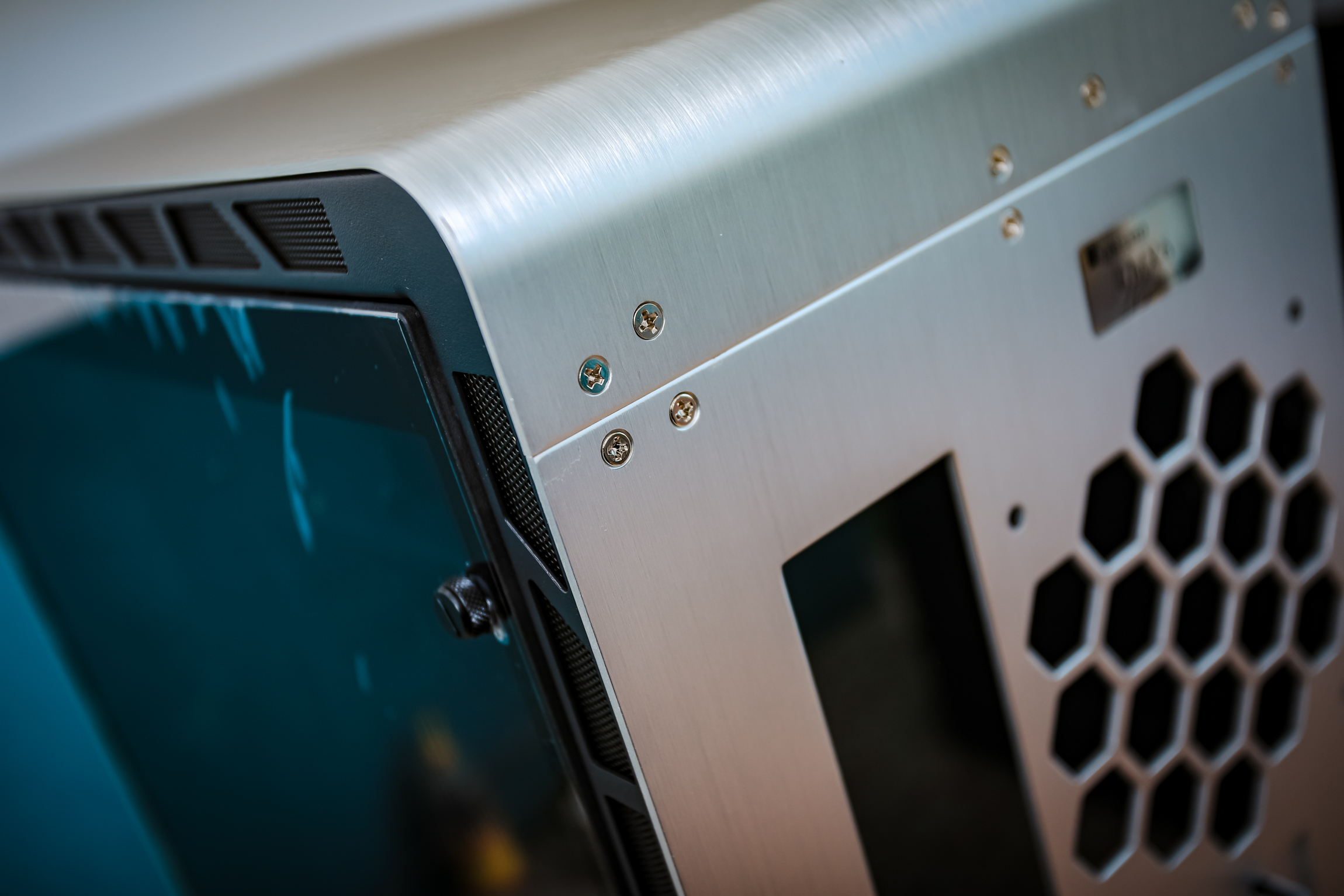 乔思伯umx6机箱装机教程,乔思伯umx6改造