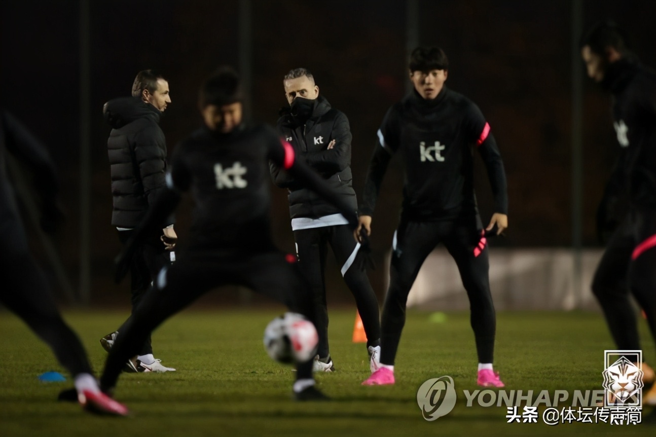 韩国男足打进多少次世界杯,韩国男足夺冠后踩奖杯