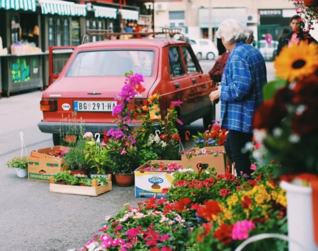 成都开一家鲜花店需要多少钱,重庆开一家花店要多少钱