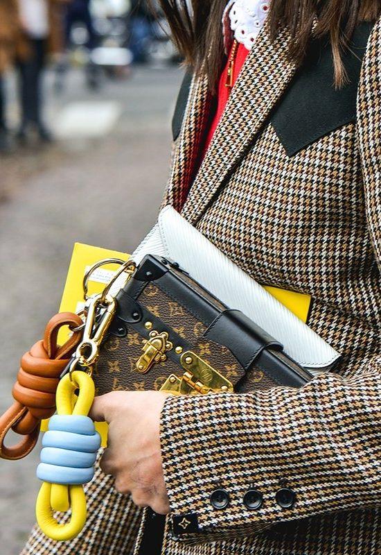 二手奢侈品包便宜吗,现在二手奢侈品怎么那么多