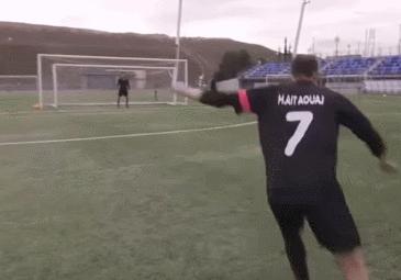 足球除了伤病还给你带来了什么,足球最不需要脚下技术的位置