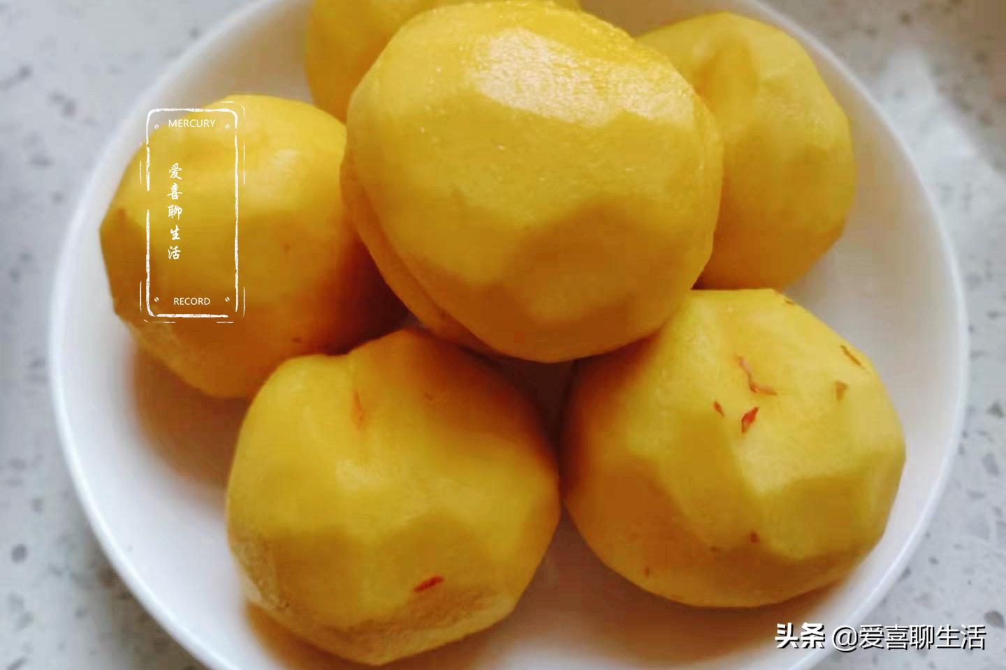 夏季遇见这水果别手软,一次多买点煮好存罐里,随吃随取方便省事