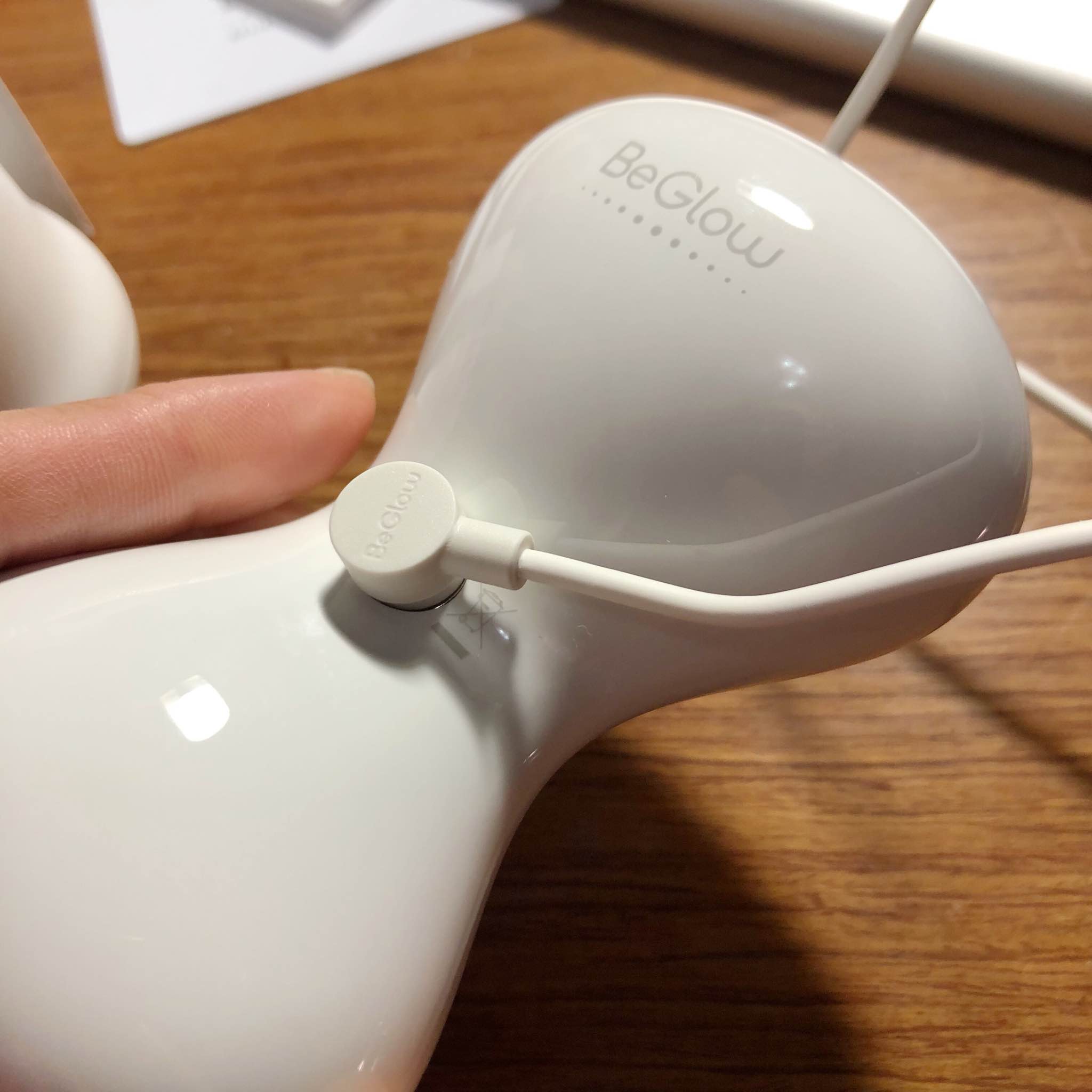 beglow和luna哪个好用,beglow美容仪使用视频