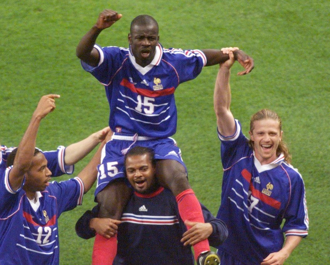 最优秀的足球右后卫代表人物,2019世界最佳右后卫