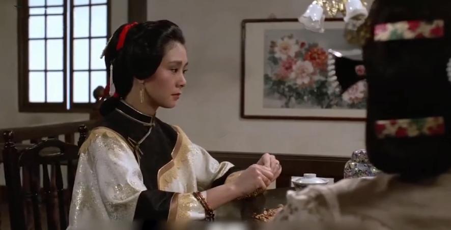 贫贱女子贪图富贵嫁入豪门，却与小叔暧昧逼死残疾丈夫：《怨女》