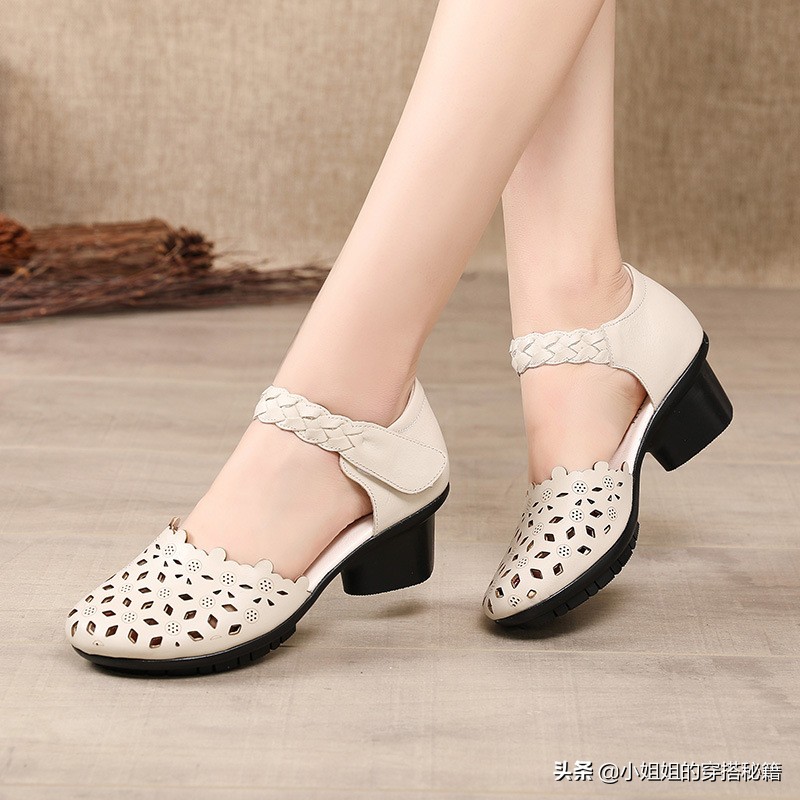 怎样穿高跟鞋才不累,女生穿高跟鞋也有小技巧