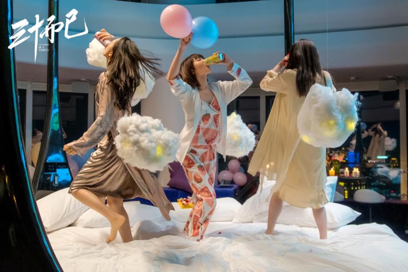 我不相信女性可以通过买买买来提升社会地位|造访·戴锦华