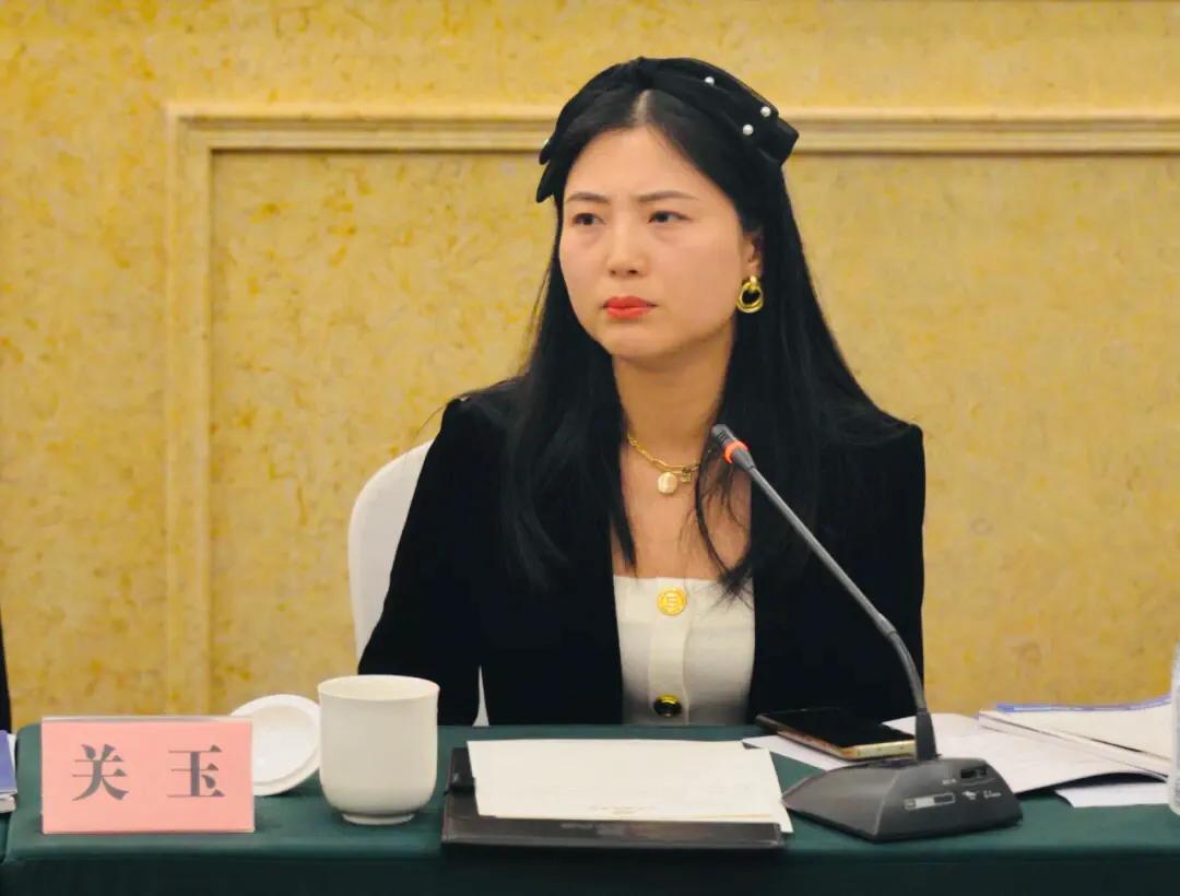 积极为设立“企业家日”建言献策省企业家研究会召开专家研讨会