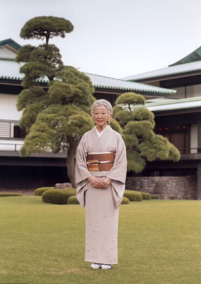 日本皇后美智子83岁,日本皇太后美智子患病