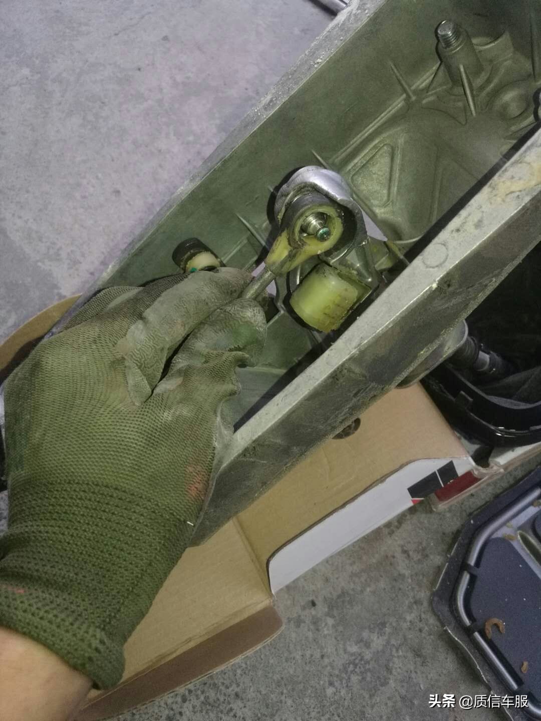 朗逸自动挡挂挡抖动怎么回事,朗逸启航手动挡挂挡