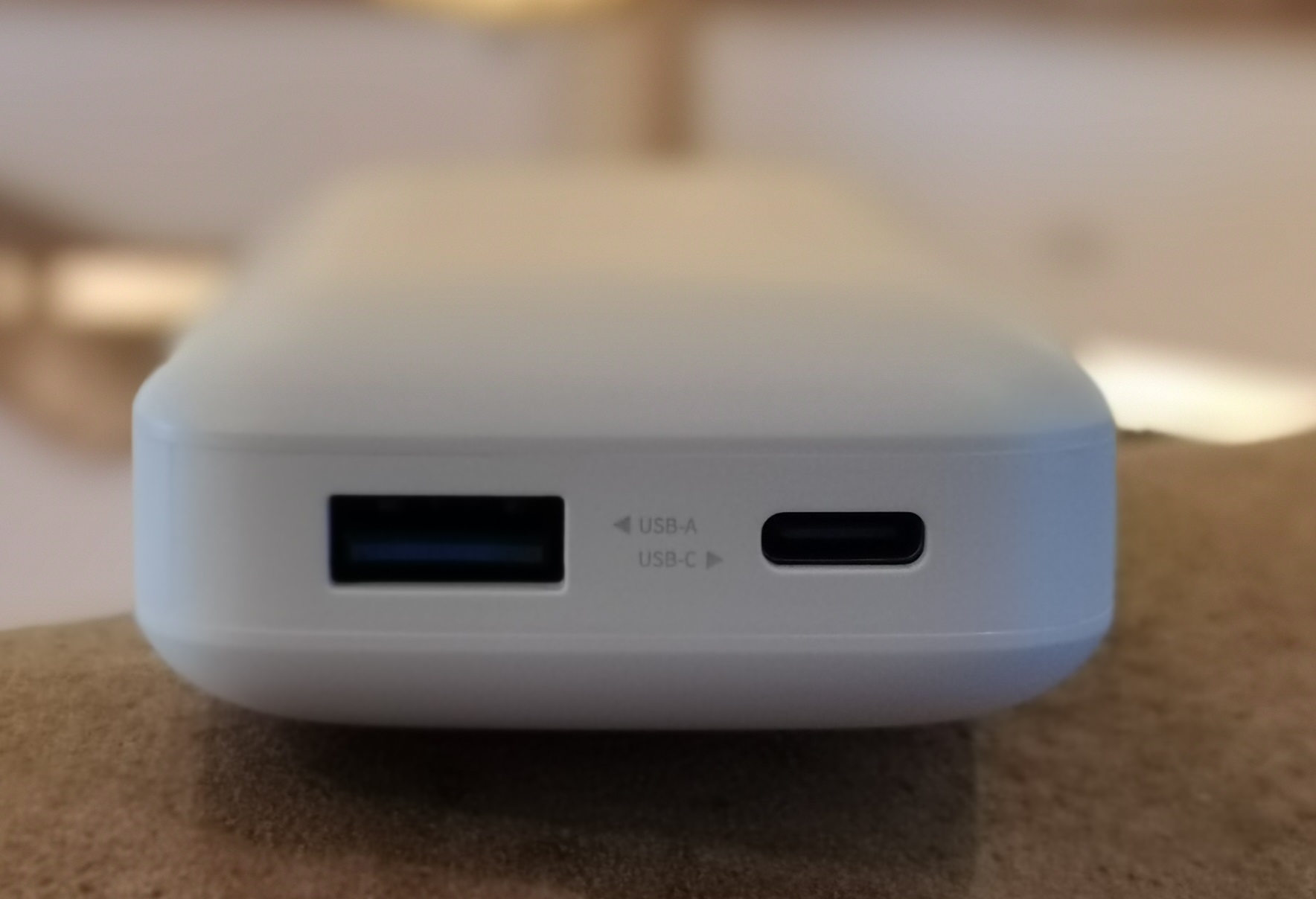 爱国者aigo充电宝x10p,爱国者x10