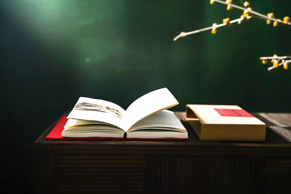 唐诗三百首中哪位诗人作品最多,唐诗三百首里有多少个诗人